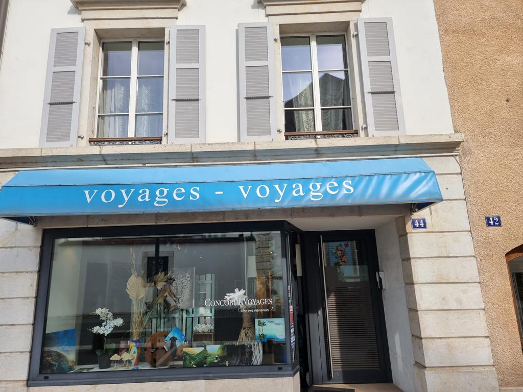 Voyage Voyage ein Reisebüro in Delemont